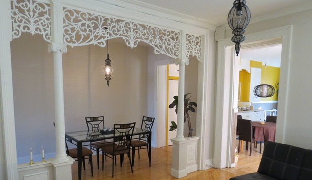 Sunny Condo In The Heart Of Old Québec