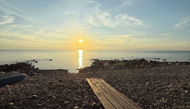 Sunset Cottage -Discover your lakeside paradise on Lake Huron