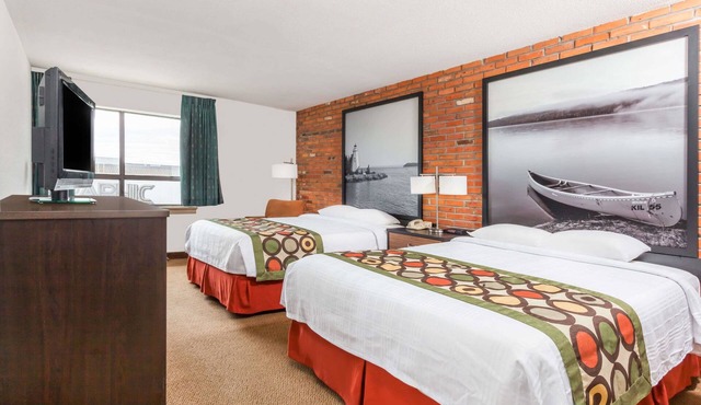 Super 8 by Wyndham Sudbury ON