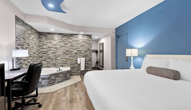 SureStay Plus by Best Western Windsor