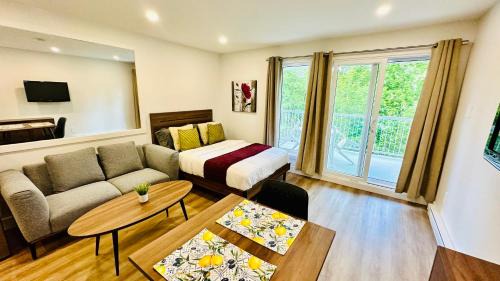 Swimming Pool Spa - Condo Mont Tremblant 2