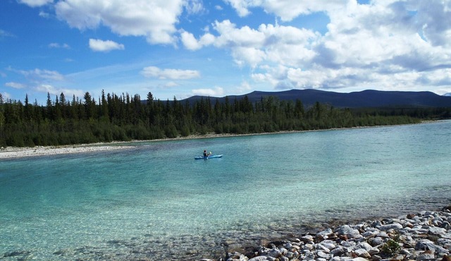 Tatla Lake Cariboo BC. Eco Lodge, Lake Access, Farm Stay. Monthly rentals.