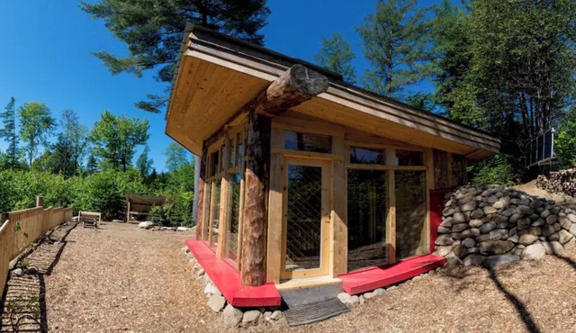 TERRASOL (EARTHSHIP) à Terra Perma
