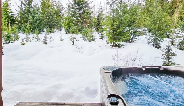The Arete: 3-bedroom mountain townhouse with hot tub
