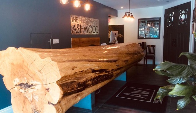 THE ASHWOOD INN
