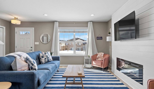 The Birch | 3 Bedroom Retreat | Sleeps 7 Guests! |