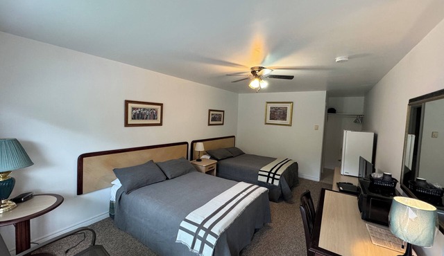 The Fundy Rocks Resort Standard Room Waterview Property