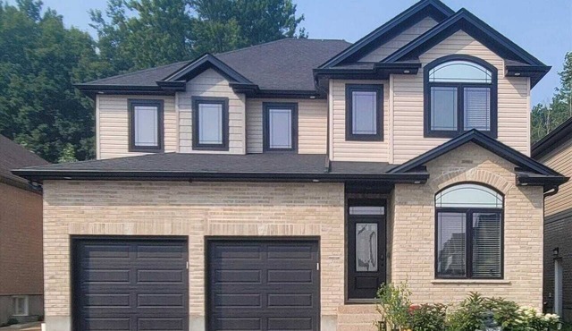 The Ingersoll Hideaway-Close to 401 and amenities
