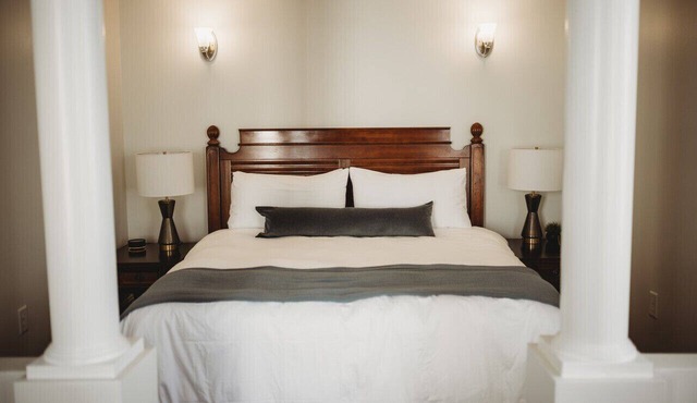 The Jefferson Inn Downtown Southern Pines Premium King Suite