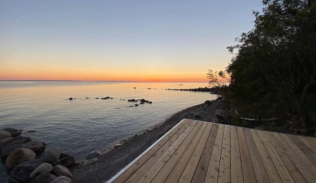 The raw beauty of Georgian Bay waterfront home