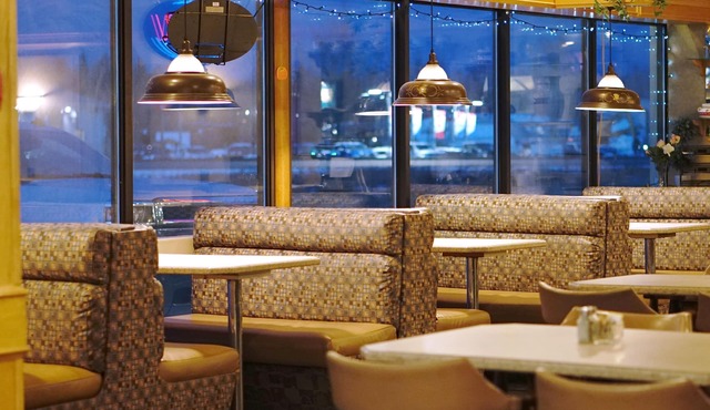 The Ritz Cafe and Motor Inn