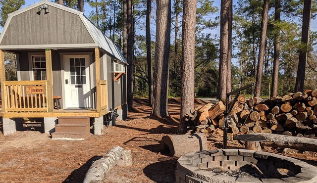 The Sanderling Tiny Cabin Water Access/Private Shared dock