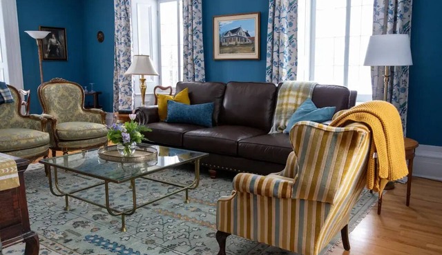 The Sheldon Manor & Vineyardnn