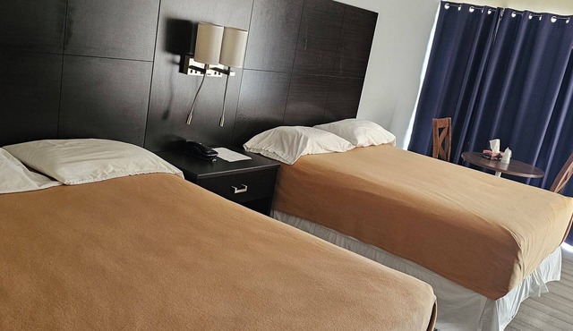Town N Country Motor Inn