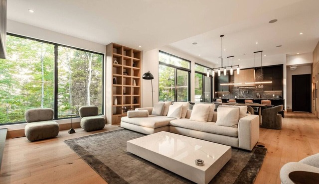 Tremblant 5BR Chalet | Hot Tub, Cinema, Games