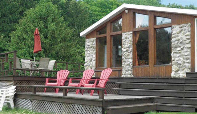 True nature, 11 acres of land and private lake