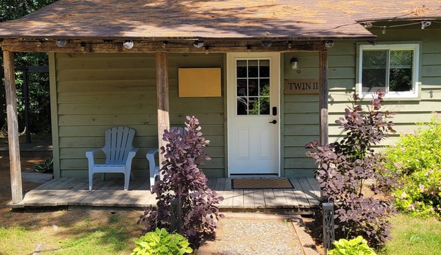 Twin 2 Cabin at Pine Ridge Park