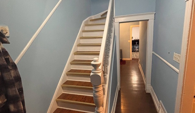 Two story House: 3 Bed room 1/5 Bathroom
