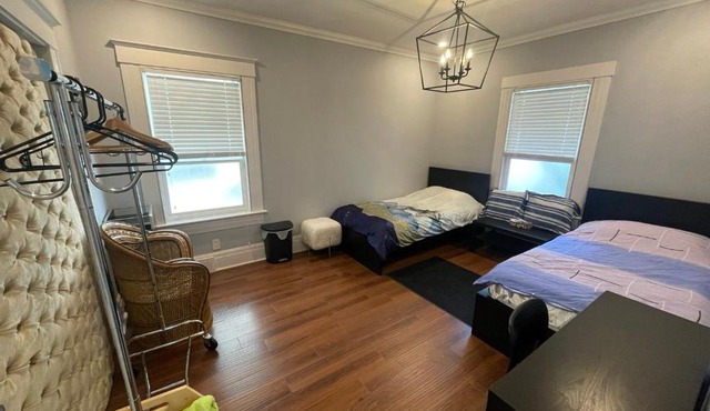 two twin beds 230sf