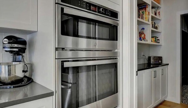 Upscale 3BR in Whispering Ridge