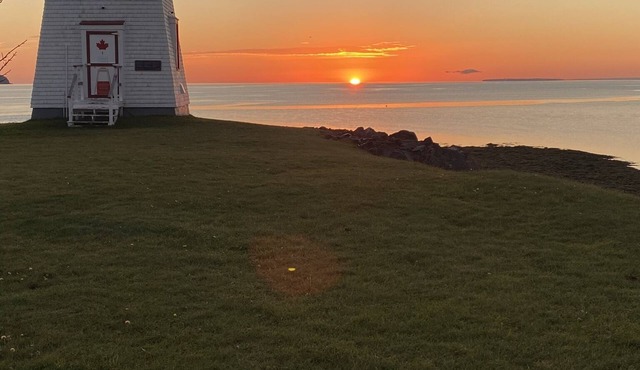 View of the beautiful Bay of Chaleur- 3 minute walk to the beach!