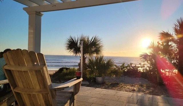 Want Beachfront? Book While You Can. Oceanfront-Family Friendly-Beach House
