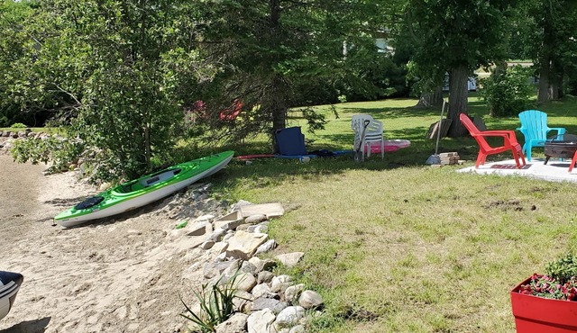 WATER FRONT 3 BDR house, Beach Boat Dock Kayak40% SALE ONLY AVL AUG 23 TO 29