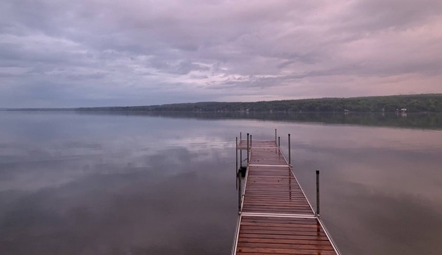 Waterfront cottage - Lac Magog