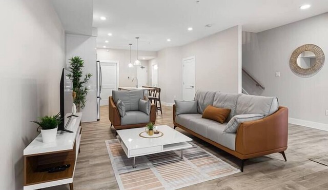 Weldon Loft by Terra Trust Hospitality Suite 112
