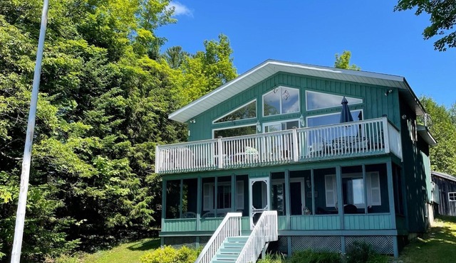 Wheatfield Cottage - Lakefront Stress Free Getaway