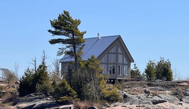 Whistler Island Retreat on Georgian Bay – French River Provincial Park