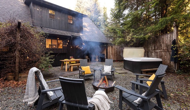 Whitewater-S.Chesterman I OD Shower, Firepit, Surf