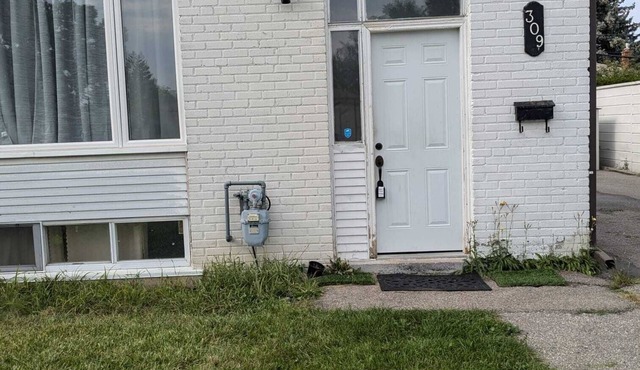 Whole House: Fair Price Great Amenities