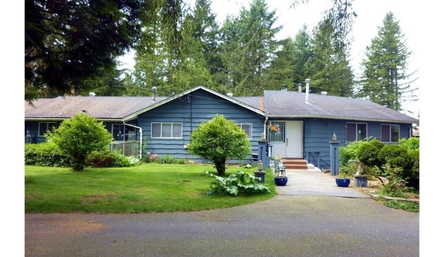 WINE COUNTRY GUEST HOUSE - Walk to Winery & Berry Farm - Spacious - Vancouver