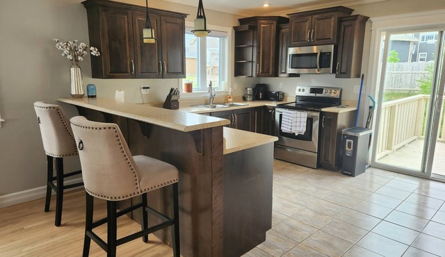 WOW! Executive 2-Bedroom 2-Bathroom