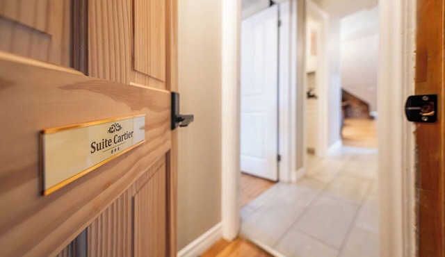 Wow! Perfect Location - Perfect Stay in Québec City! Suite Cartier