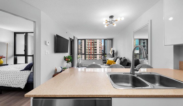 Yorkville Luxury Suite – Perfect for FIFA World Cup 2026 Guests