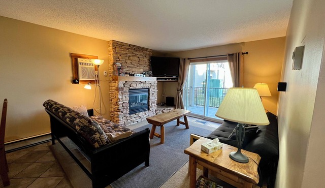 Your clean, comfortable Rocky Mountain escape! True ski-in/ski-out 2BR condo right on the Main Run. Enjoy beautiful views, quality linens, a full kitchen, and year-round hot tub. The perfect, affordable base for family fun and relaxation.