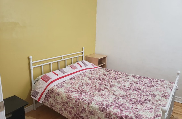4 bedrooms apartment, Walk 3 minutes to Metro Monk