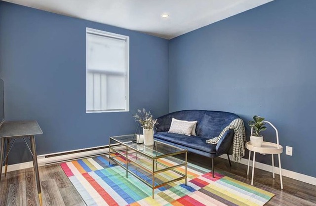 Charming 2 bedroom apartment in Griffintown