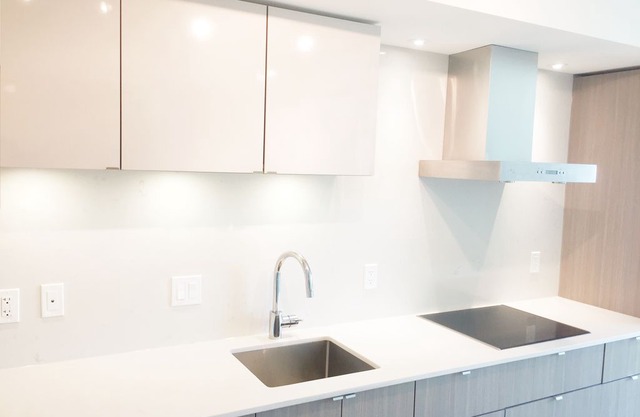 Downtown Olympic Village One Bedroom Retreat