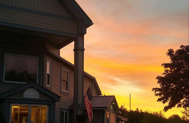 Granite Town Hotel 