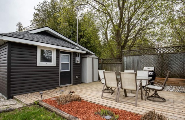 Orchid Bliss- Cute & cozy cottage by the beach