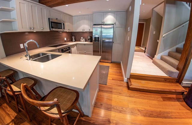 Pinnacle Ridge 30 - Ski in Ski out, Private Hot Tub, Wood Fireplace
