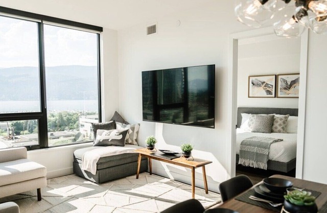 The Midi - Downtown Kelowna