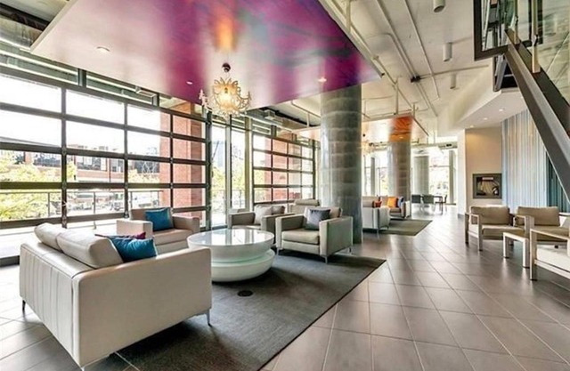 Trendy, Executive Studio, in Downtown TO