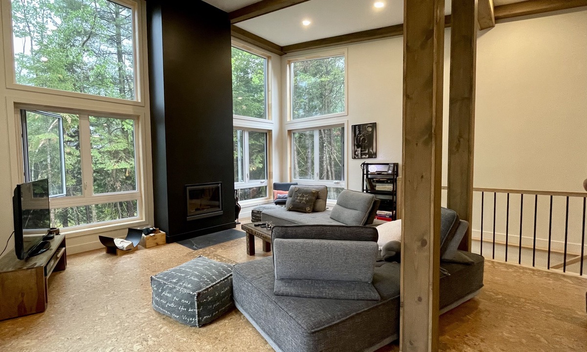 Gore Cottage | Beautiful brand new cottage in Gore, with spa and private access to Lake Baron