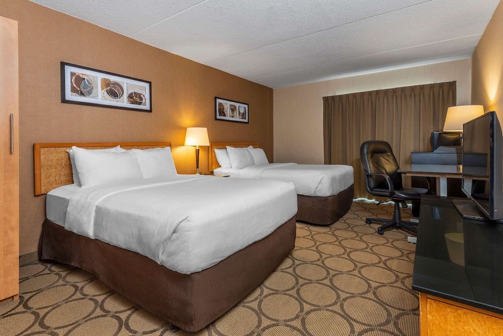 Photo of Bedroom in Sept-Iles
