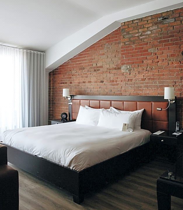 Photo of Bedroom in Old Montreal