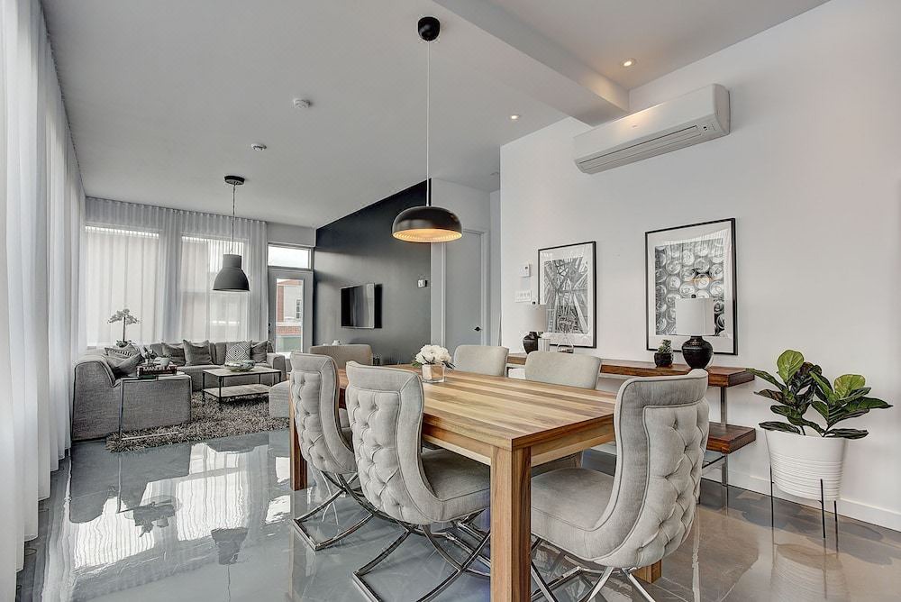 Photo of Livingroom in Pointe-Saint-Charles